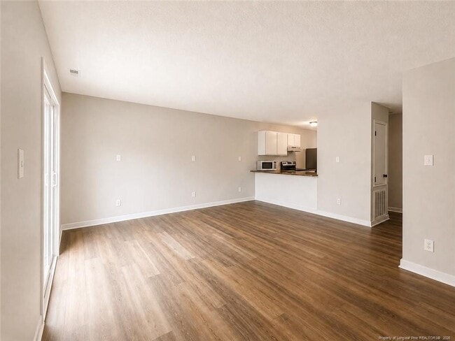 Building Photo - 1422 Tangora Ln