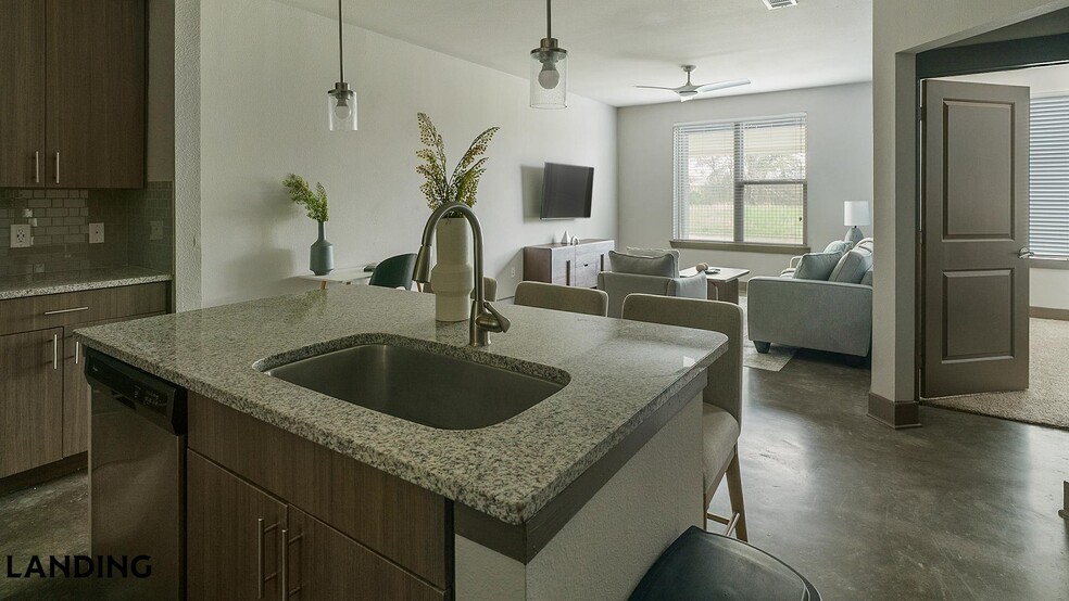 Building Photo - 14805 Grisby Rd