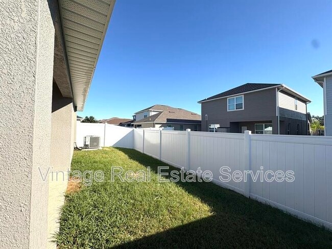 Building Photo - 36140 Trinity Glade Rd