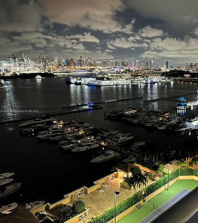 Building Photo - 90 Alton Rd