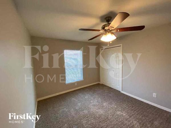 Building Photo - 1922 NW 20th Terrace