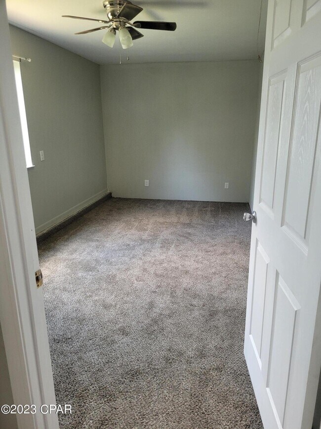 Building Photo - 4083 Woodridge Pl