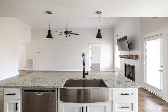 Building Photo - 905 Frog Gip Pond Ct