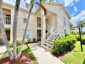 Building Photo - ** BRADSTROM VILLAGE ** 3 BED / 2 BATH CON...