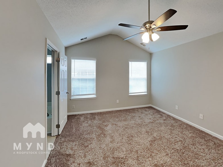 Building Photo - 7535 Henderson Park Rd