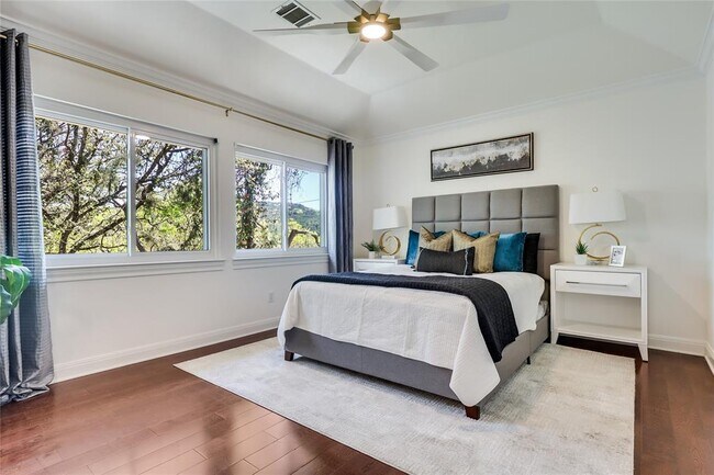 Building Photo - 5605 Creek Meadows Cove