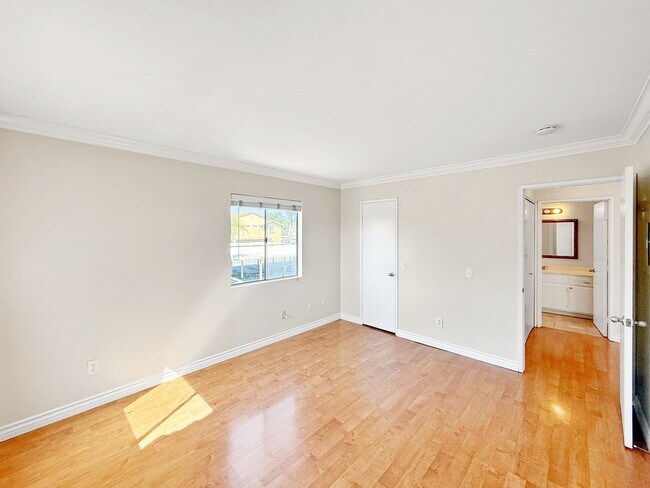 Building Photo - Beautiful 1B/1BA Condo in San Marcos!