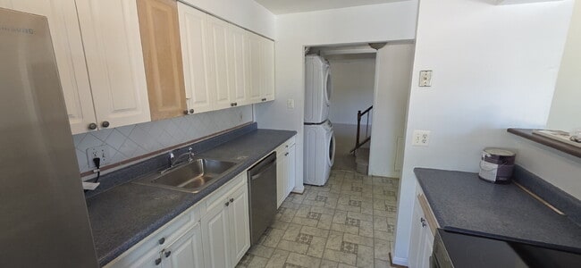 Building Photo - Beautiful 3BR Home in Lorton