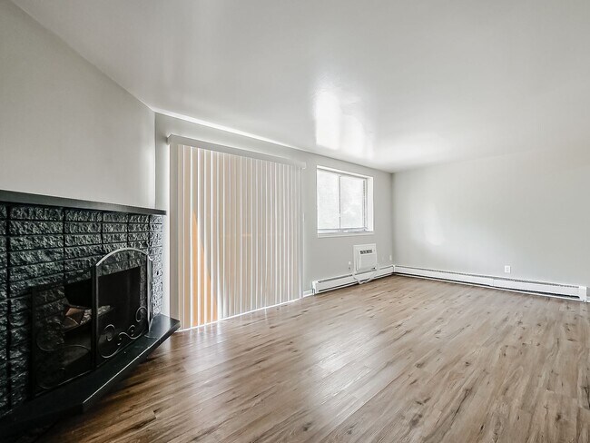 Building Photo - Charming Home in Desirable White Lake Neighborhood
