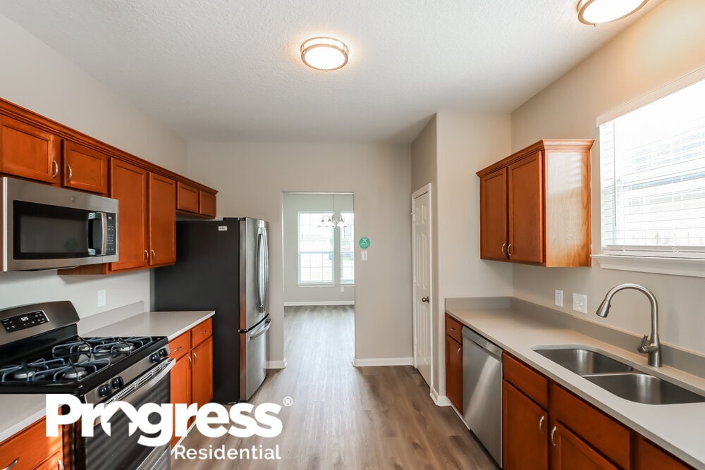 Building Photo - 974 Oak Falls Dr