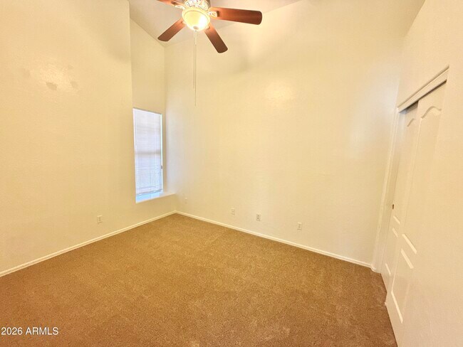 Building Photo - 13896 W Wilshire Dr