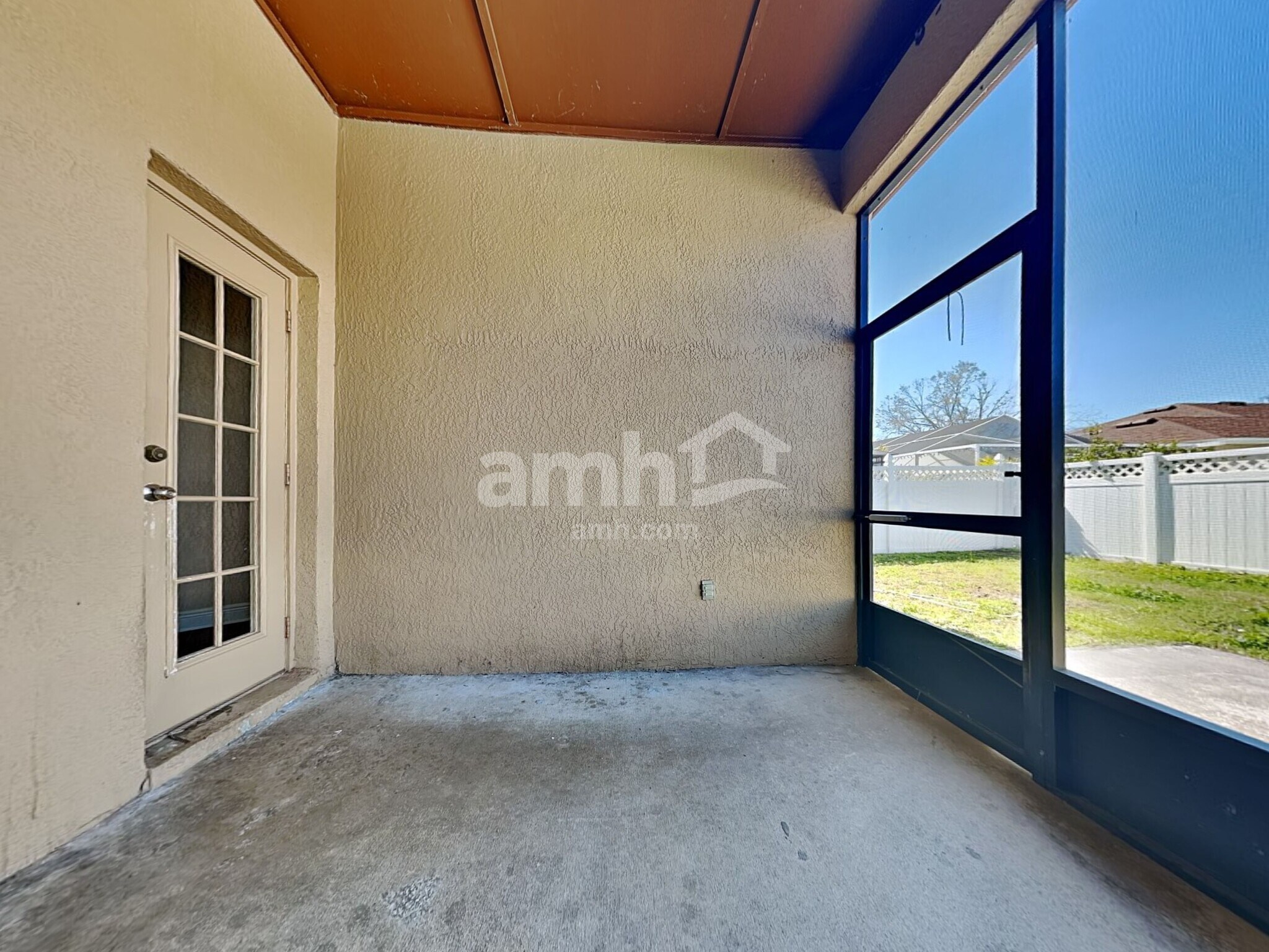 Building Photo - 406 9th St NE