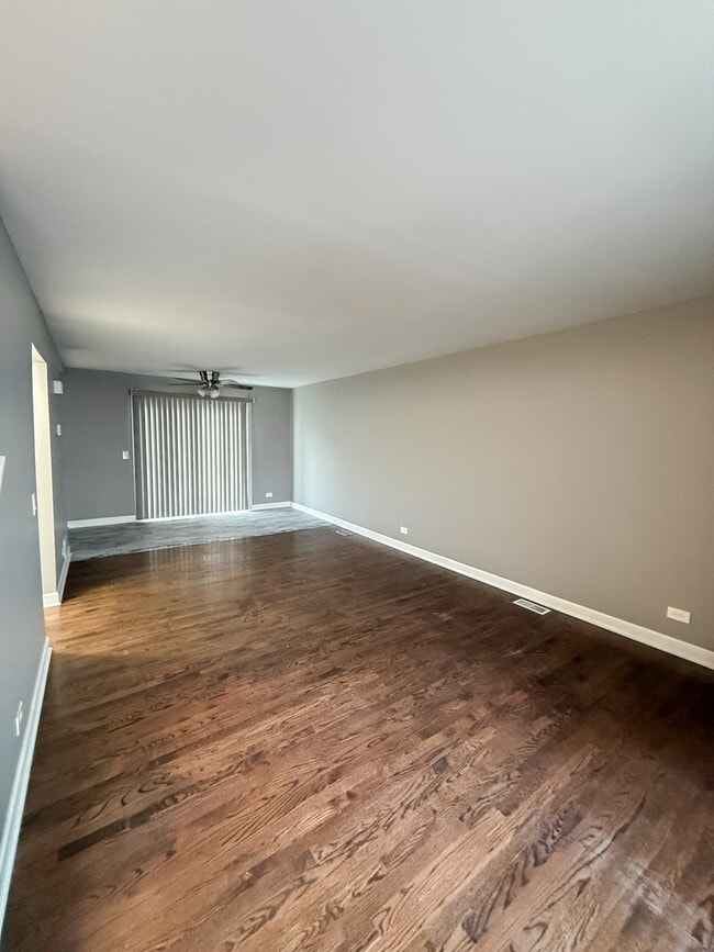 Building Photo - 7745 W Harbor Ct