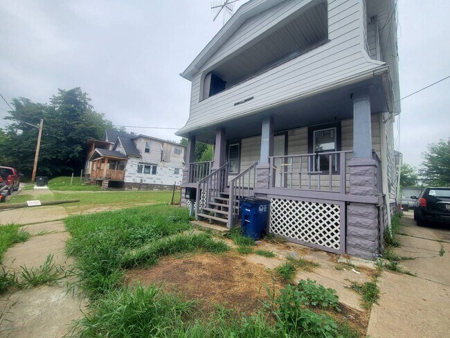 Building Photo - 3586 W 69th St