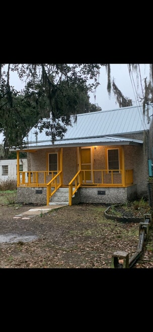 Building Photo - 1722 Stonewall St