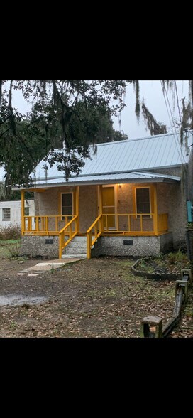 Primary Photo - 1722 Stonewall St