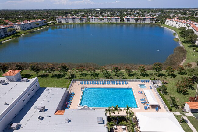 Building Photo - 6070 Sunny Manor Ct