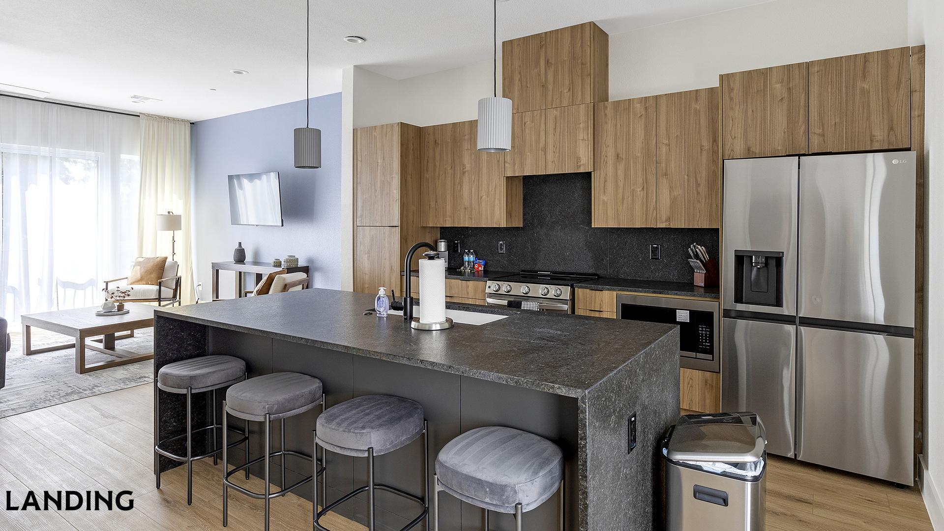 Building Photo - 2206 Arroyo Ave