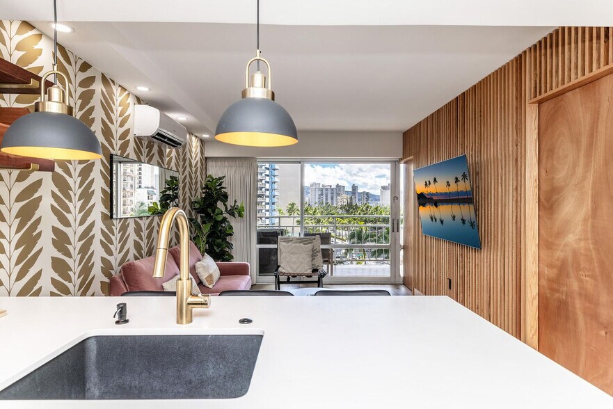 Primary Photo - 1777 Ala Moana Blvd