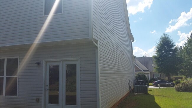 Building Photo - 7068 Littlebrook Way