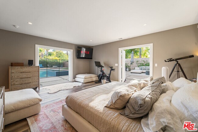 Building Photo - 4731 Deseret Dr