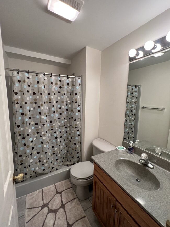 Building Photo - 368 Upper Wild Acrs Dr