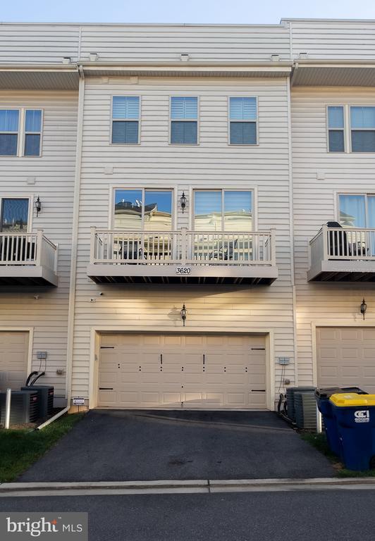 Building Photo - 3620 Commodore Joshua Barney Dr NE