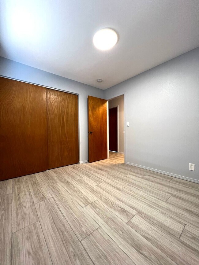 Building Photo - Beautifully Remodeled Single Family Home in Maili