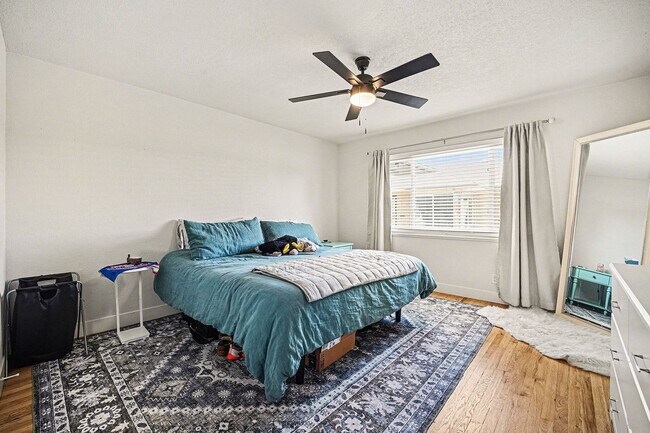 Building Photo - Spacious 3BD/2BA Home in Denver, CO- Available August 1st!