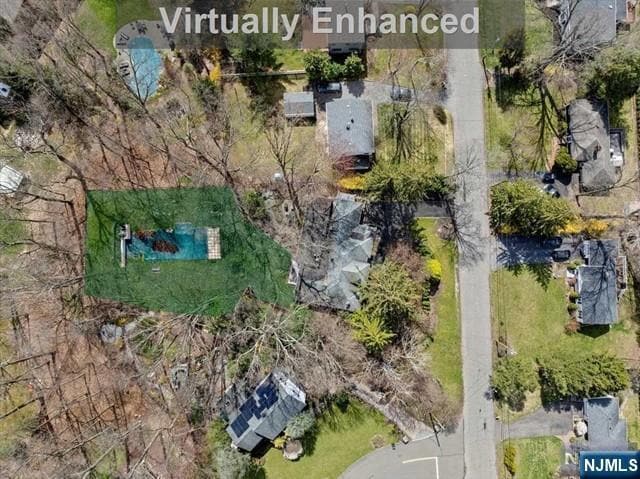 Building Photo - 954 Pines Terrace