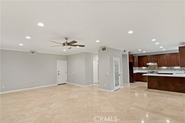 Building Photo - 1472 Pinewood Dr