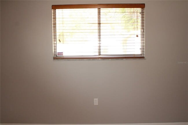 Building Photo - 4024 13th Ave W