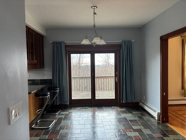 Building Photo - 38 Merriman Ln