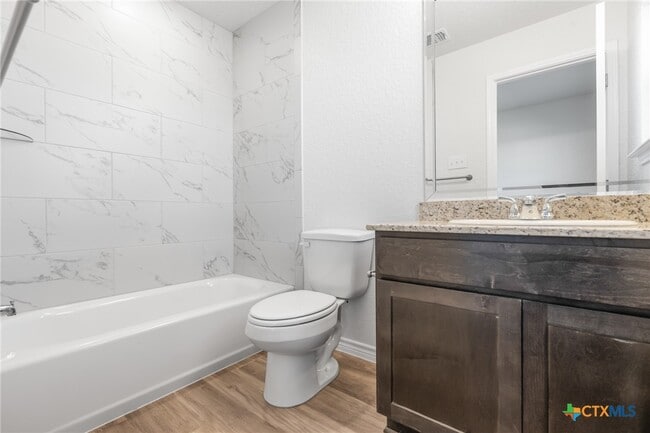 Building Photo - 106 Levi Ct