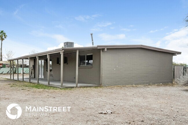 Building Photo - 7060 S Cabot Pl