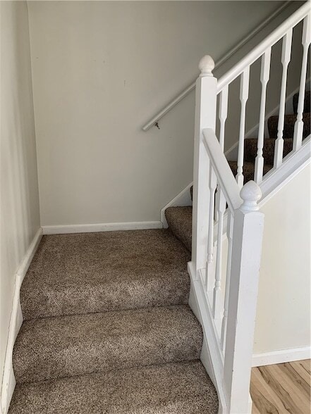 Building Photo - 200 Post Rd