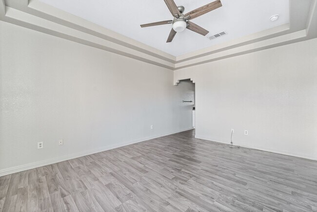 Building Photo - 1851 Hillpointe Rd