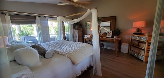 Building Photo - 82570 Delano Dr