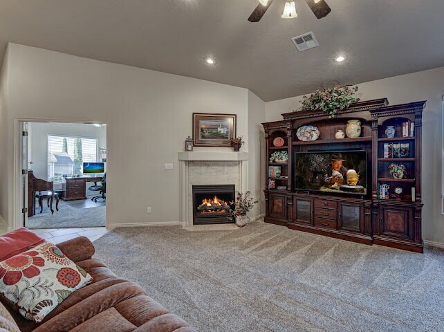 Building Photo - "Charming Fully-Furnished 1-Bed Oasis with Fireplace & Granite Touches in St. George!"