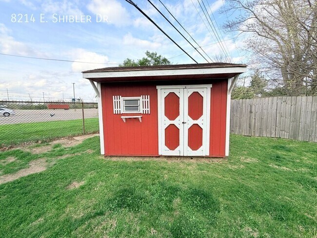 Building Photo - 8214 Shibler Dr