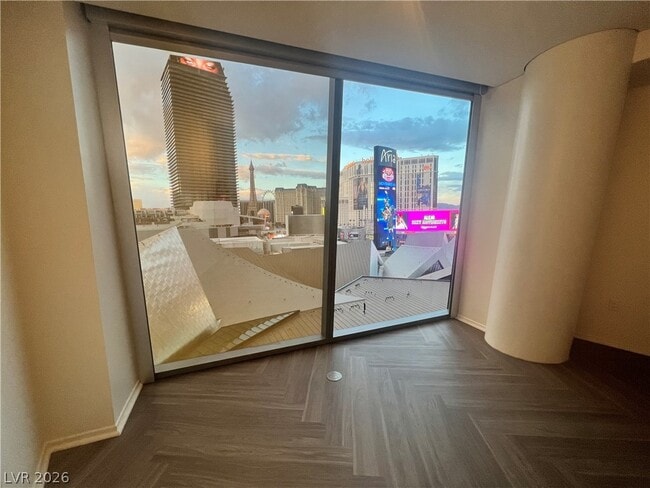 Building Photo - 3726 S Las Vegas Blvd