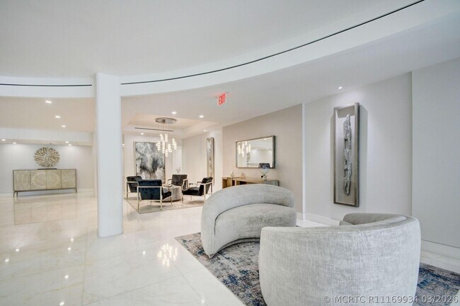 Building Photo - 3546 S Ocean Blvd