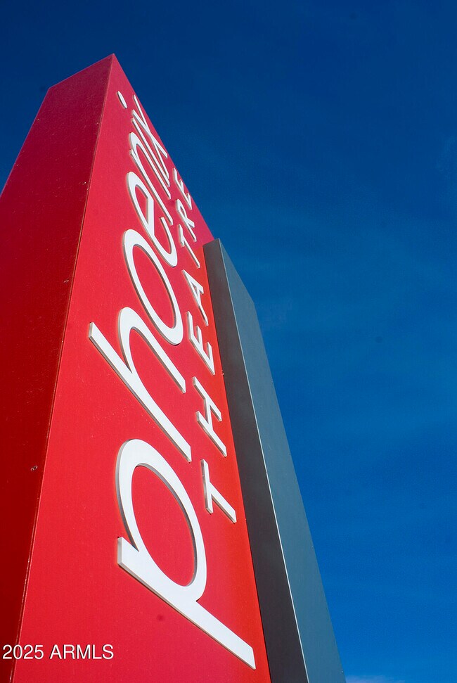 Building Photo - 208 W Portland St