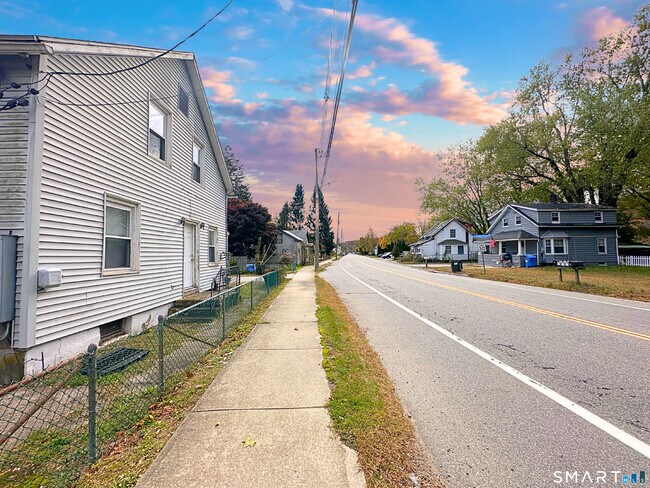 Building Photo - 88 Taftville-Occum Rd