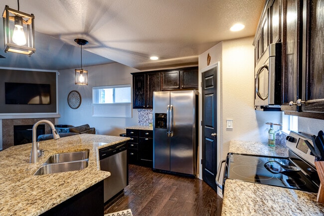 Building Photo - 4759 Iron Horse Villas Point
