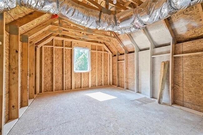 Building Photo - 2704 Allyn Way NW