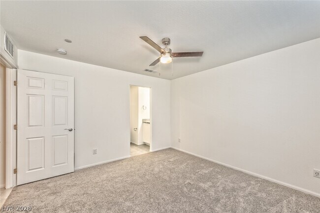 Building Photo - 624 Sedum Ave.