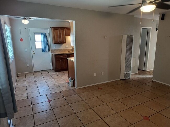 Building Photo - 777 Cypress Ave