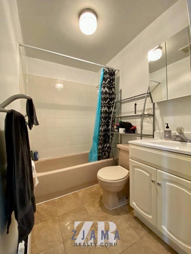 Building Photo - 2 bedroom in Brooklyn NY 11215