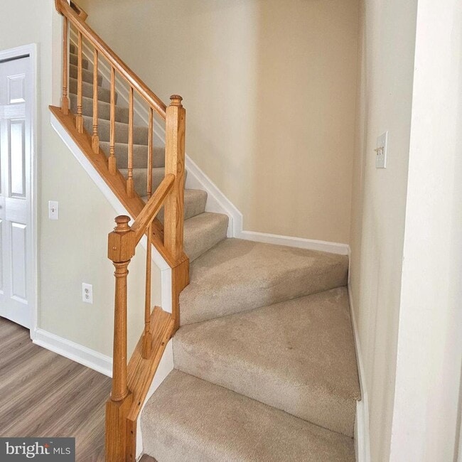 Building Photo - 7235 Parson's Ct
